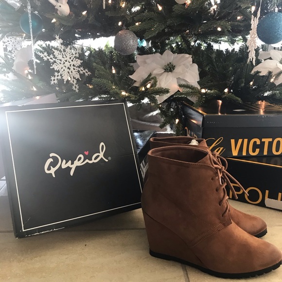 Bootie - Picture 3 of 6